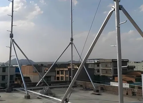 Антенный монтажный столб